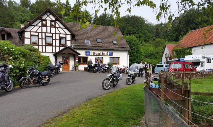 Waldgasthaus und Pension Reuthof